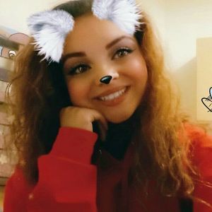 Meet your Posher, Malia